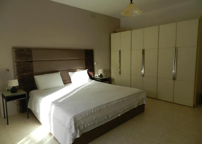 Дом отдыха 14, Triq Il Mithna *