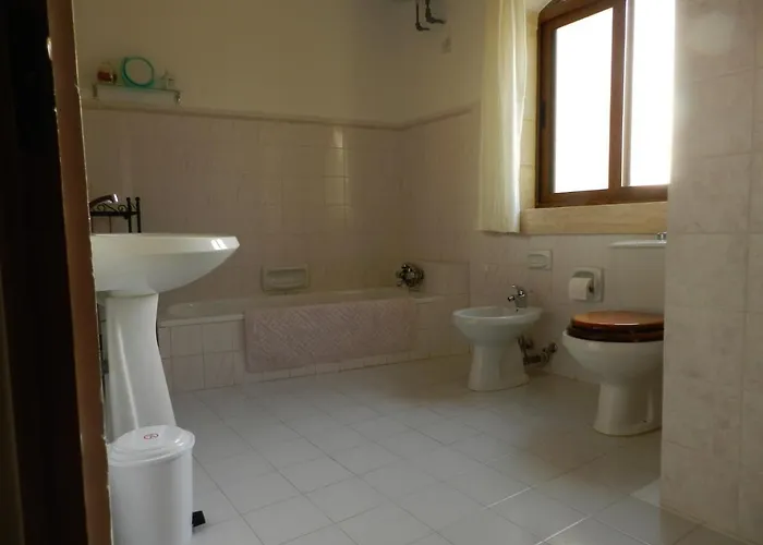 14, Triq Il Mithna * Кала